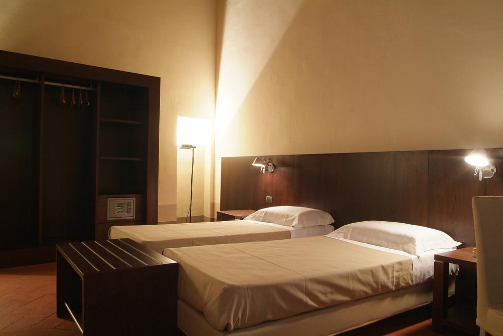 Dimora Storica Palazzo Puccini Bed & Breakfast Pistoia Room photo